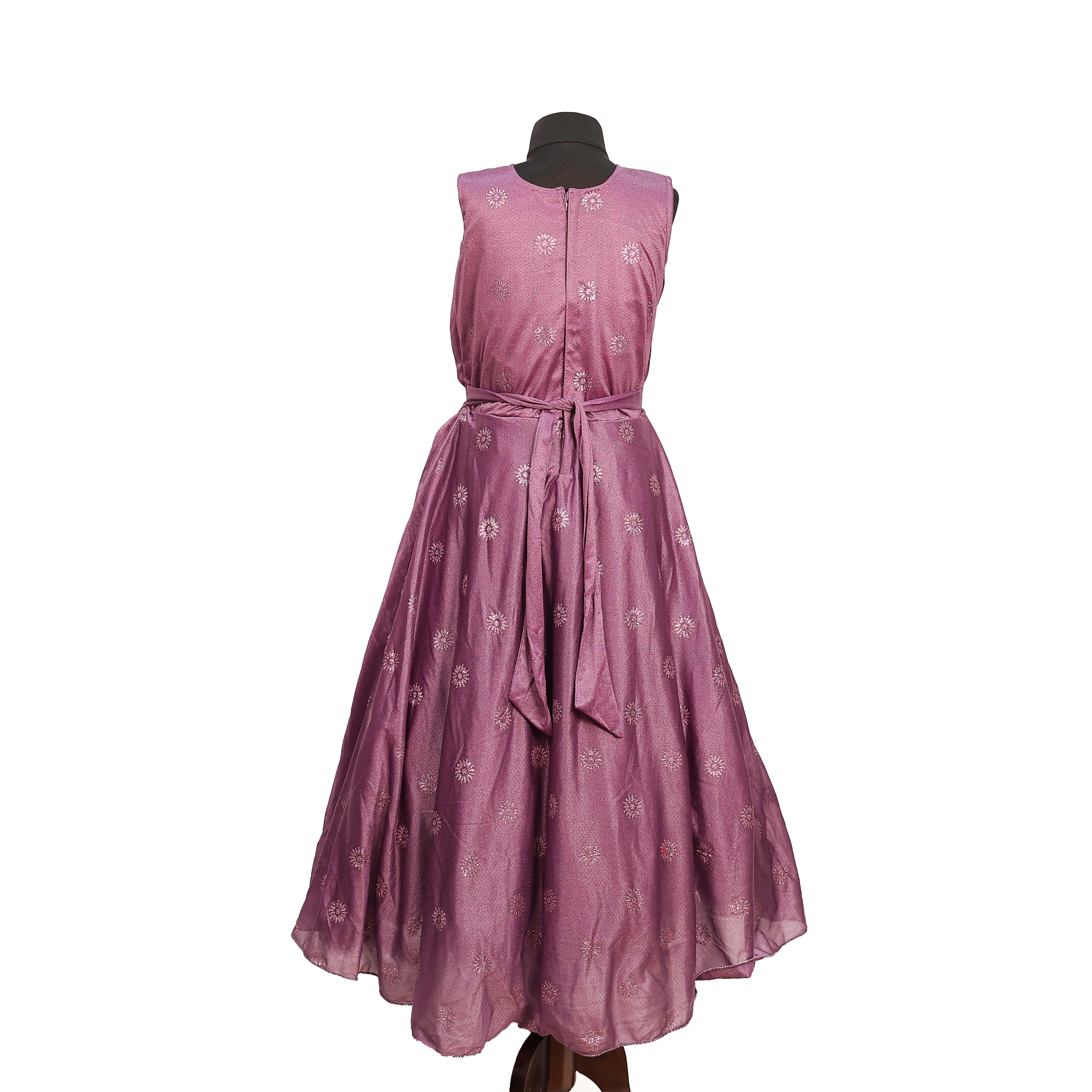 Gowns - Image 3